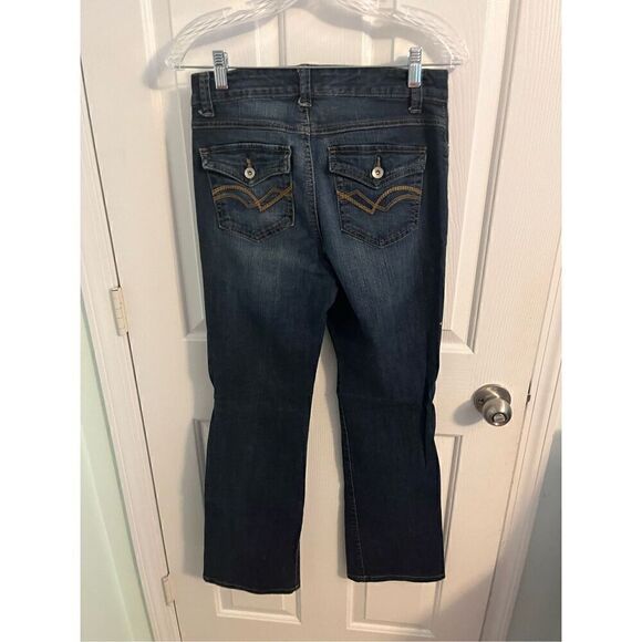 Nine West Bootcut Medium Wash Jeans. Size 6/27 - Picture 6 of 7